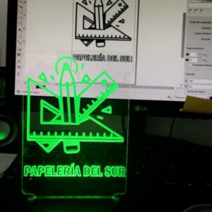 Lampara Led RGB con Grabado en Acrilico: imagen 5