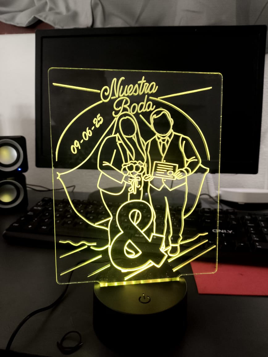 Lampara Led RGB con Grabado en Acrilico: imagen 7