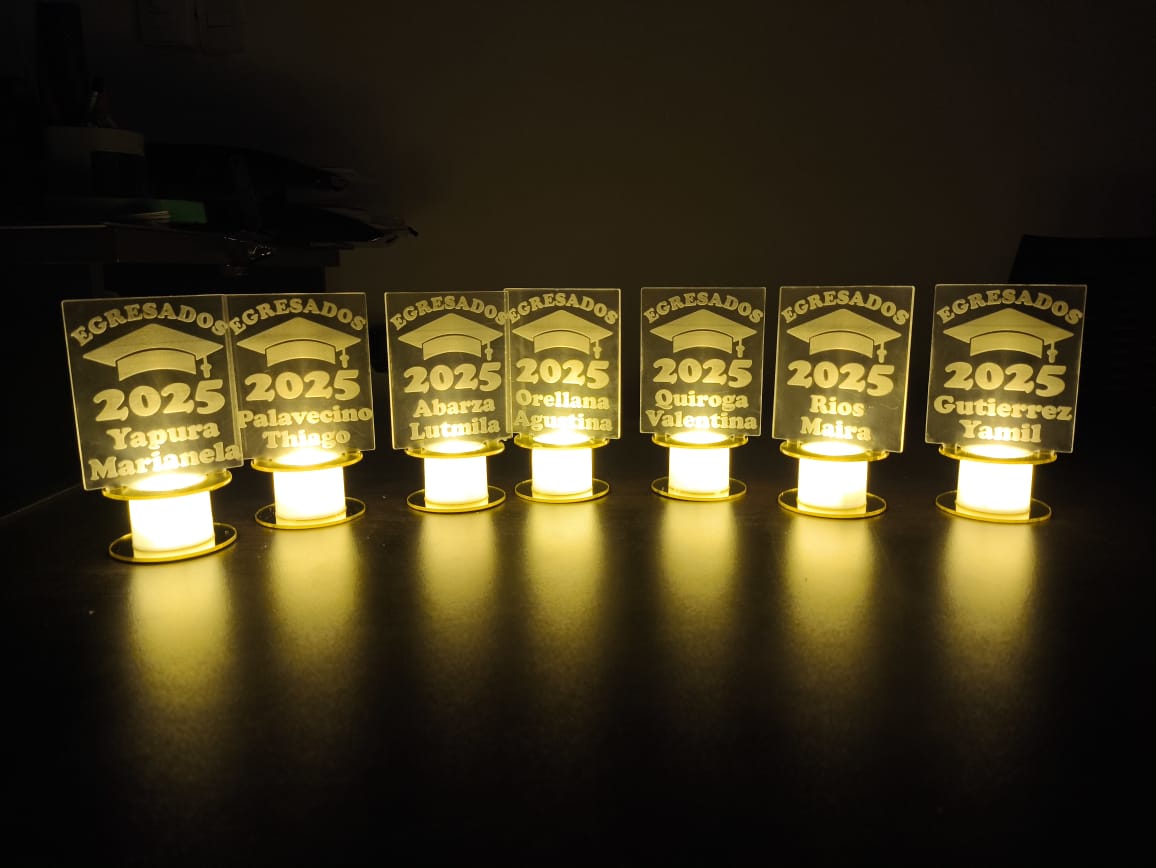 Souvenir Led personalizado en acrílico: imagen 2